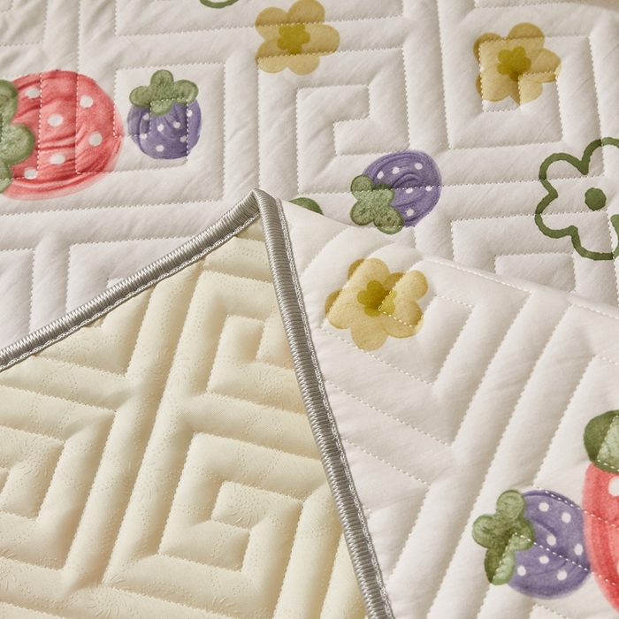 91家纺网 家纺一手货源 找家纺 舒居家纺 2025新款全棉纯棉软床垫 草莓园