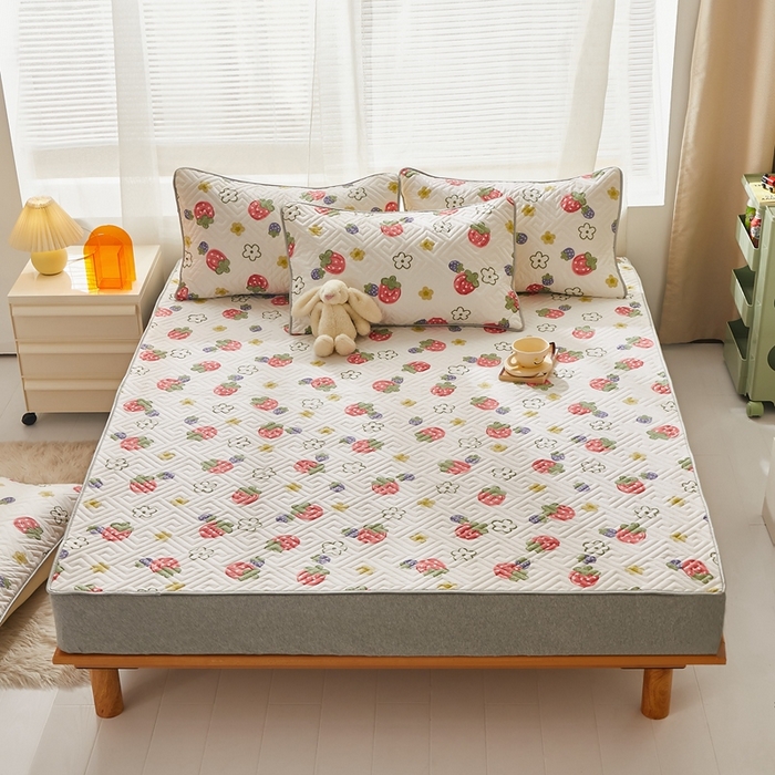 91家纺网 家纺一手货源 找家纺 舒居家纺 2025新款全棉纯棉软床垫 草莓园