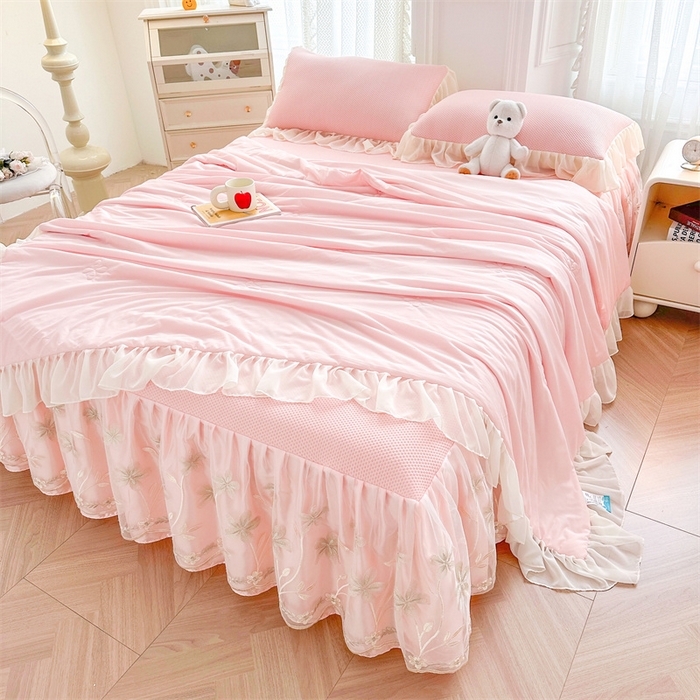 （总）好儿喜家纺 2025新款玫瑰花夏被凉席床裙四件套冰丝凉席床罩凉感豆豆床席韩式花边凉席