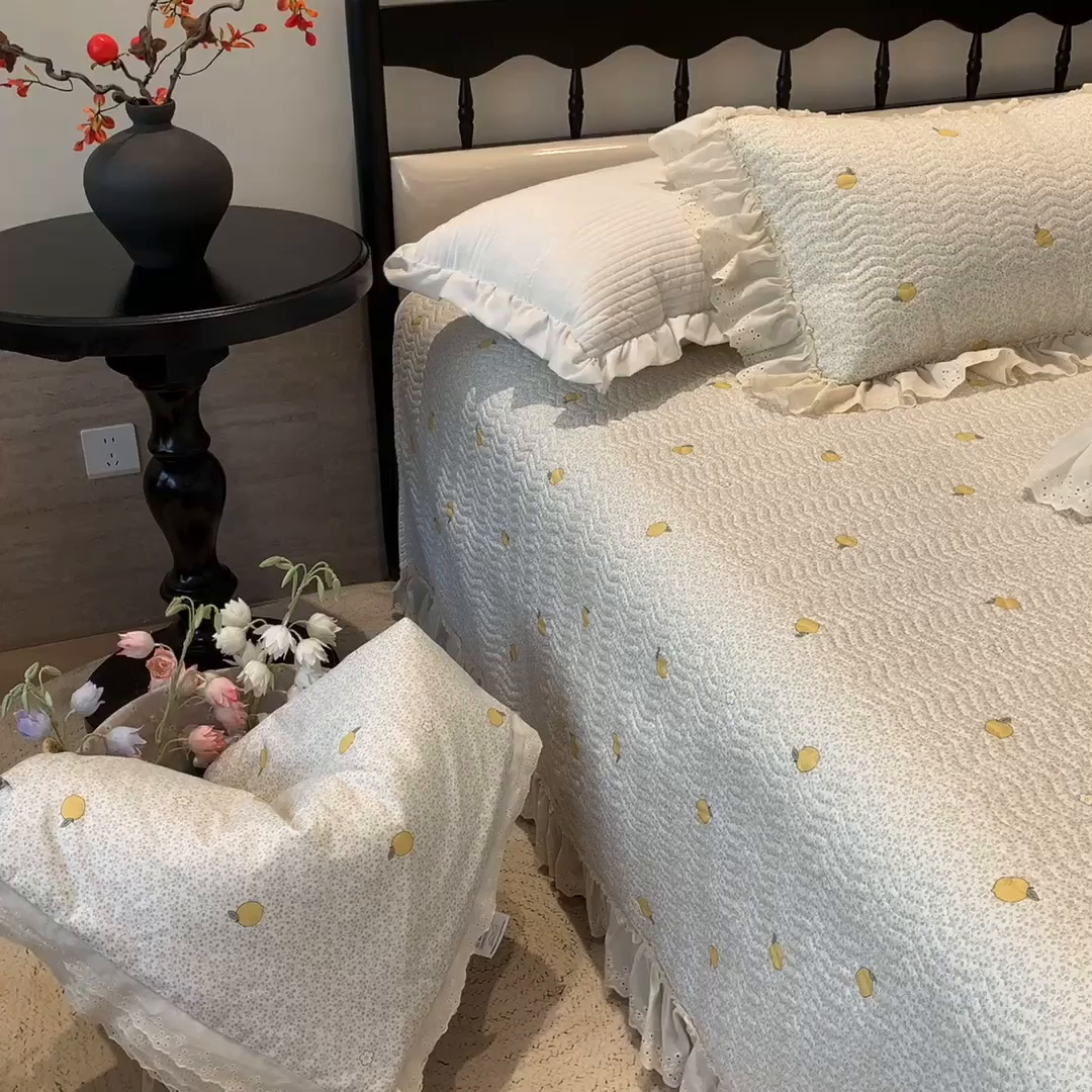 91家纺网 家纺一手货源 找家纺 莱豫2025新款纯棉花边夏被床盖 柠檬-夏被