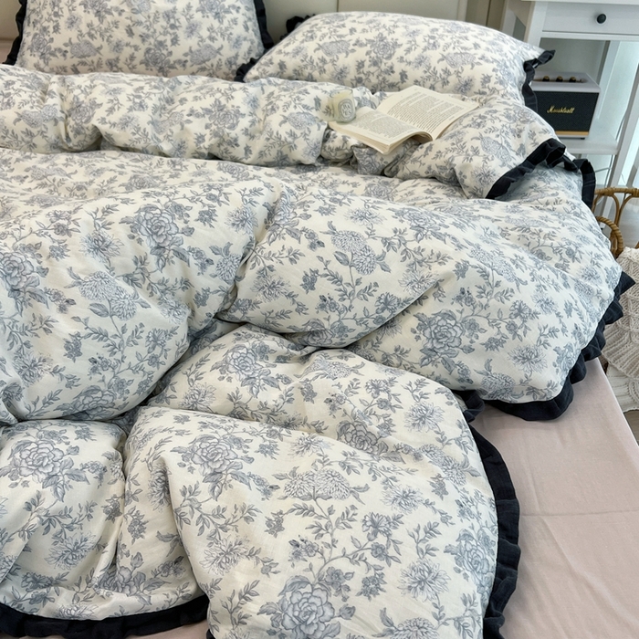 91家纺网 家纺一手货源 找家纺 荣轩 2024新款全棉印花双层纱四件套 皱皱纱花边款 雾野山茶