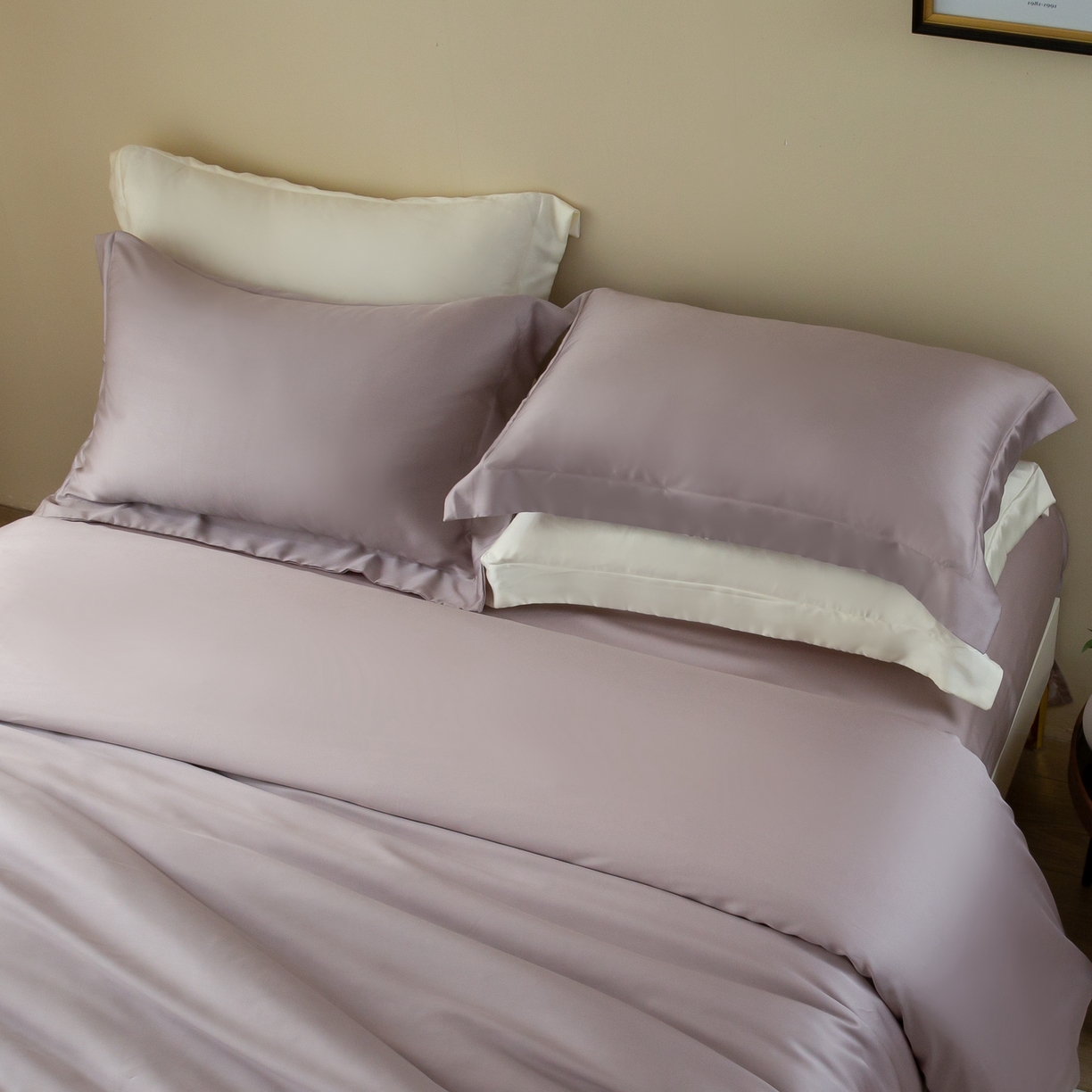 91家纺网 家纺一手货源 找家纺 ONE TWO ONE 121 2025新款60支奥地利进口兰精天丝秋风系列单品-枕套 月光紫