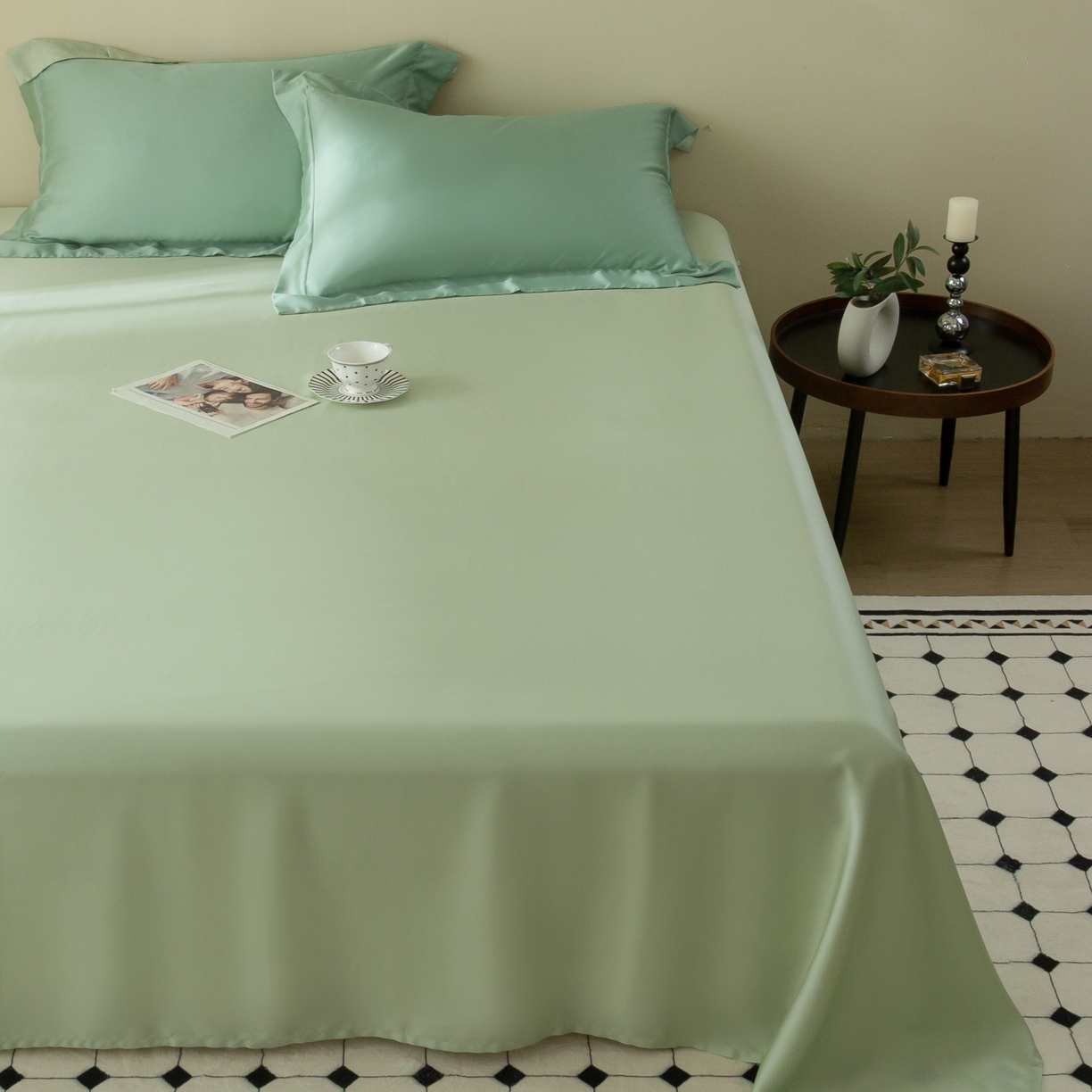 91家纺网 家纺一手货源 找家纺 ONE TWO ONE 121 2025新款60支奥地利进口兰精天丝秋风系列单品-枕套 春芽绿