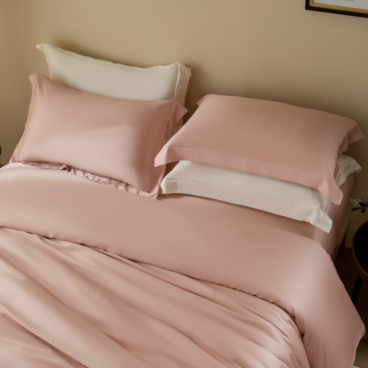 ONE TWO ONE 121 2025新款60支奥地利进口兰精天丝秋风系列单品-枕套 蜜裸粉