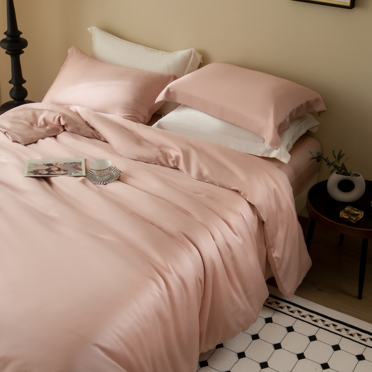 91家纺网 家纺一手货源 找家纺 ONE TWO ONE 121 2025新款60支奥地利进口兰精天丝秋风系列单品-枕套 蜜裸粉