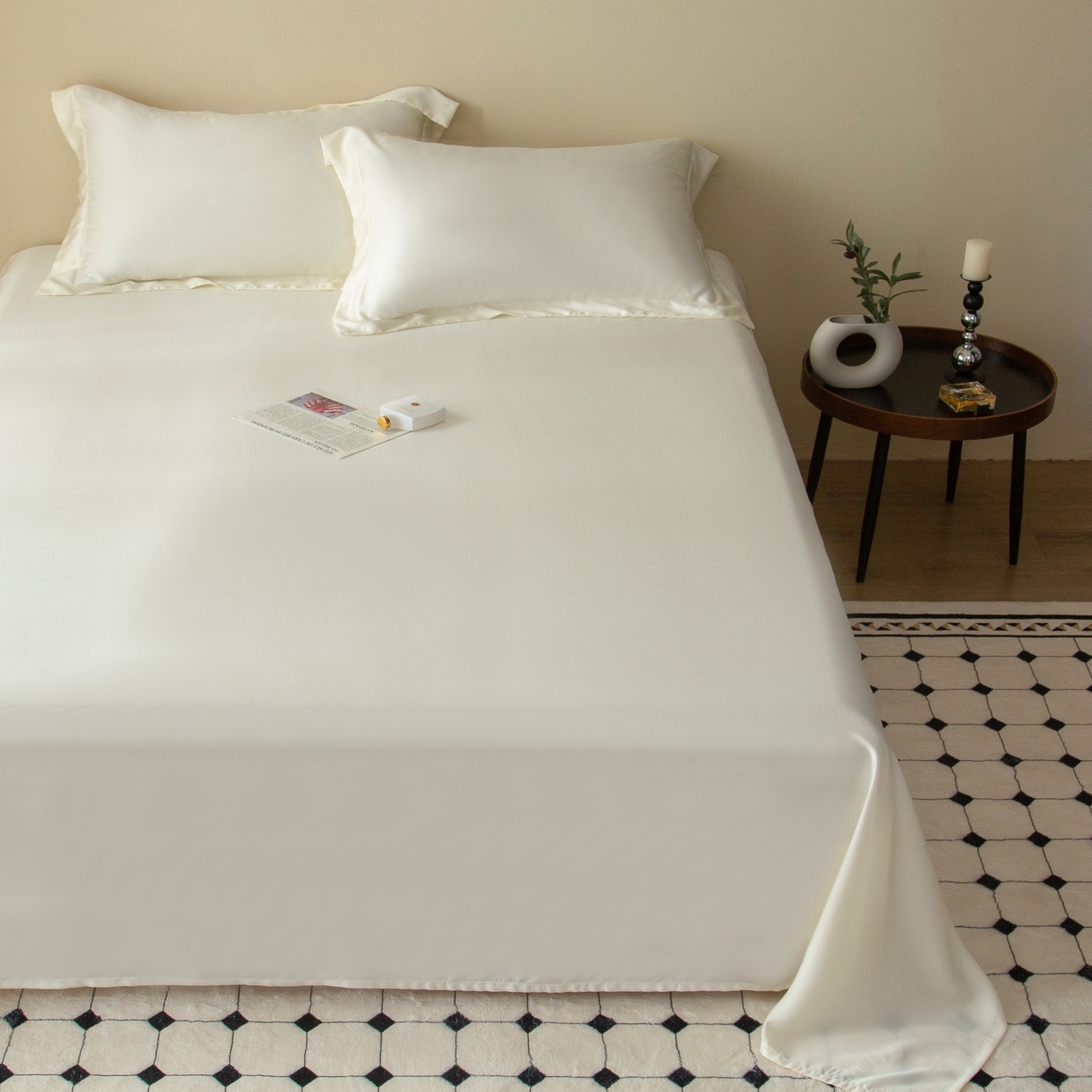 91家纺网 家纺一手货源 找家纺 ONE TWO ONE 121 2025新款60支奥地利进口兰精天丝秋风系列单品-枕套 珠光白