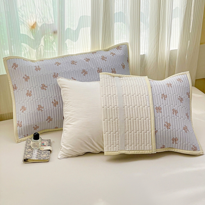 91家纺网 家纺一手货源 找家纺 雅萱家纺 2025新款全棉绗缝夹棉枕巾 格纹蝴蝶结-枕巾 50*80cm一只