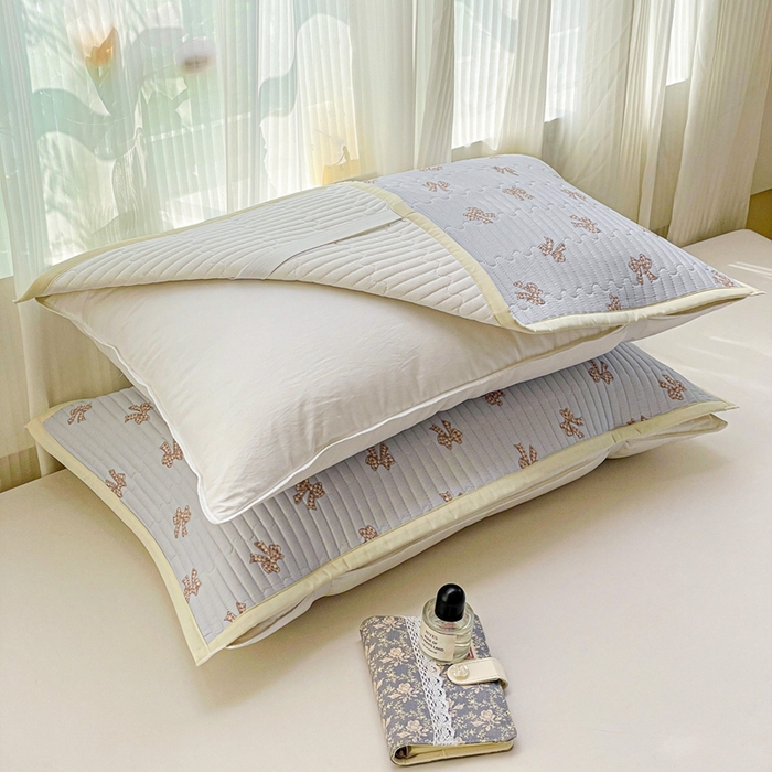 91家纺网 家纺一手货源 找家纺 雅萱家纺 2025新款全棉绗缝夹棉枕巾 格纹蝴蝶结-枕巾 50*80cm一对