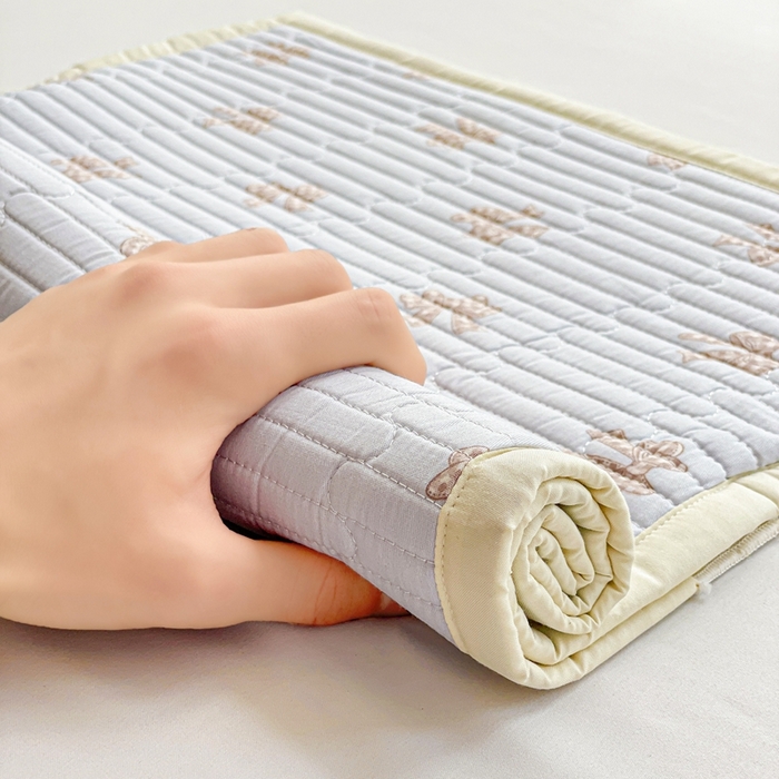 91家纺网 家纺一手货源 找家纺 雅萱家纺 2025新款全棉绗缝夹棉枕巾 格纹蝴蝶结-枕巾 50*80cm一对