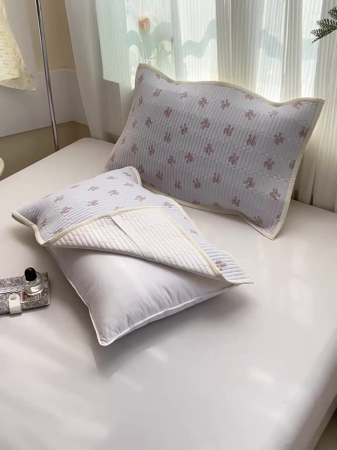 91家纺网 家纺一手货源 找家纺 雅萱家纺 2025新款全棉绗缝夹棉枕巾 格纹蝴蝶结-枕巾 50*80cm一对