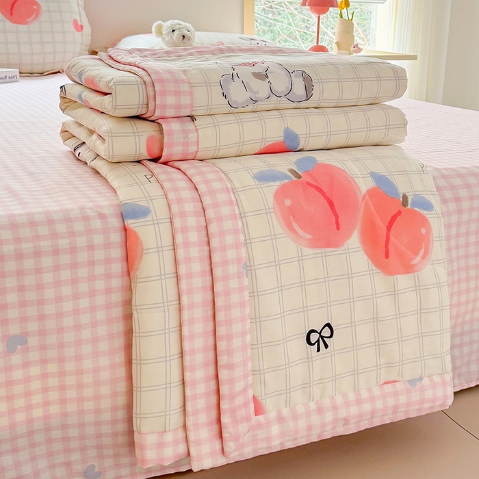 91家纺网 家纺一手货源 找家纺 栩裕纺织 2025新款全棉印染棉花夏被夏凉被空调被 粉桃之恋