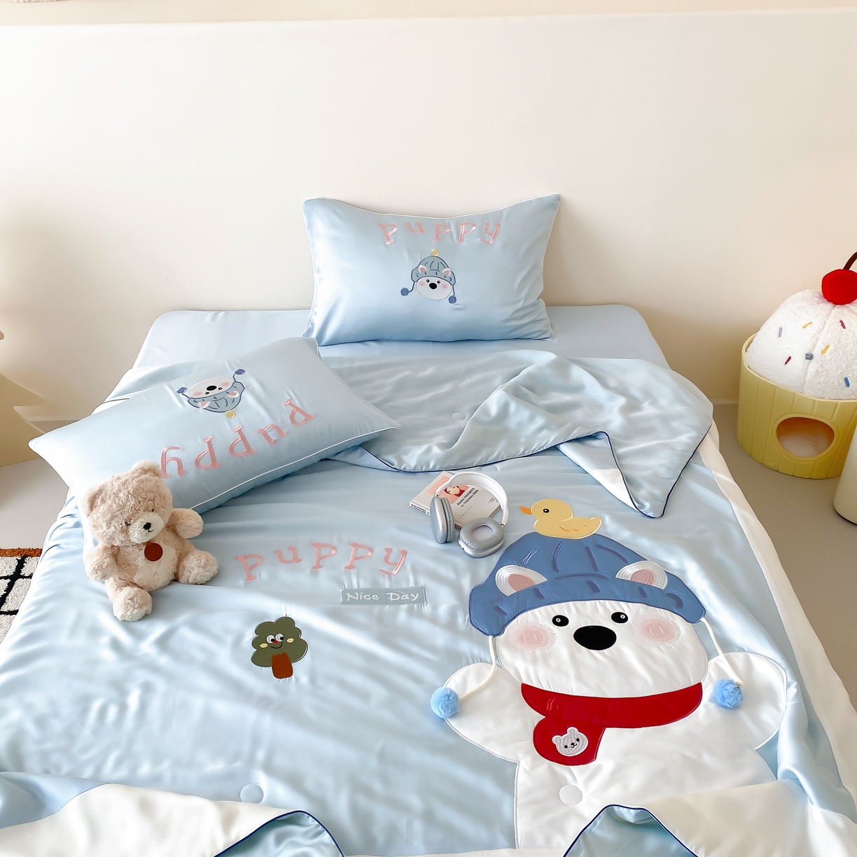 91家纺网 家纺一手货源 找家纺 （总）星野 2025新款60s进口奥地利兰精天丝刺绣夏被夏凉被空调被-奶团啵啵