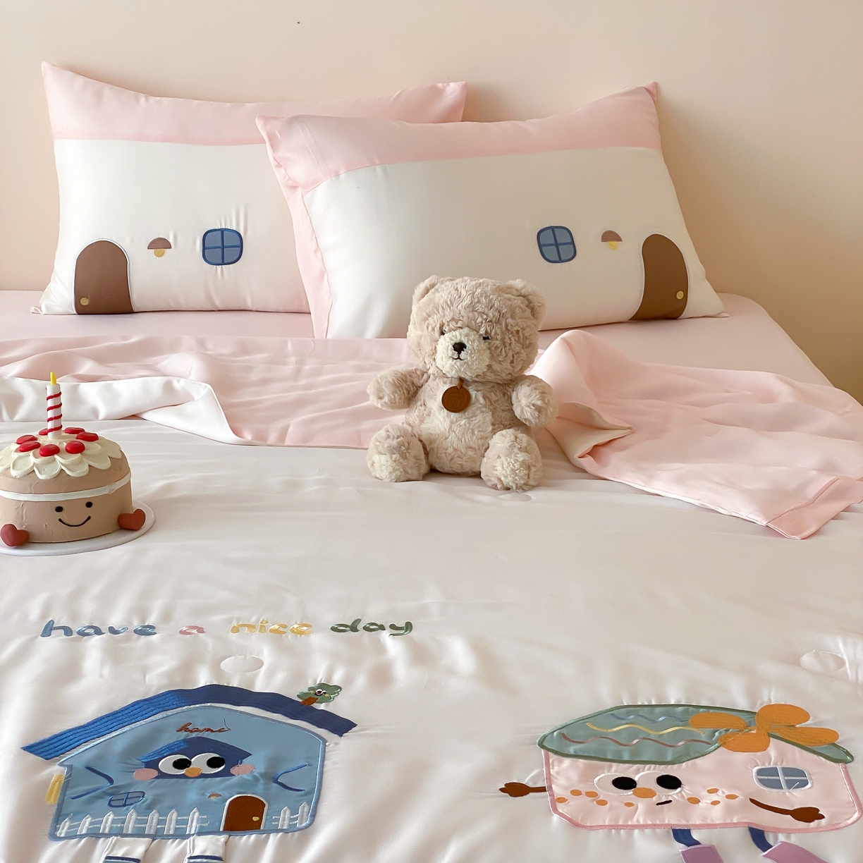 91家纺网 家纺一手货源 找家纺 星野 2025新款50s天丝刺绣夏被夏凉被空调被-格格屋 格格屋-粉