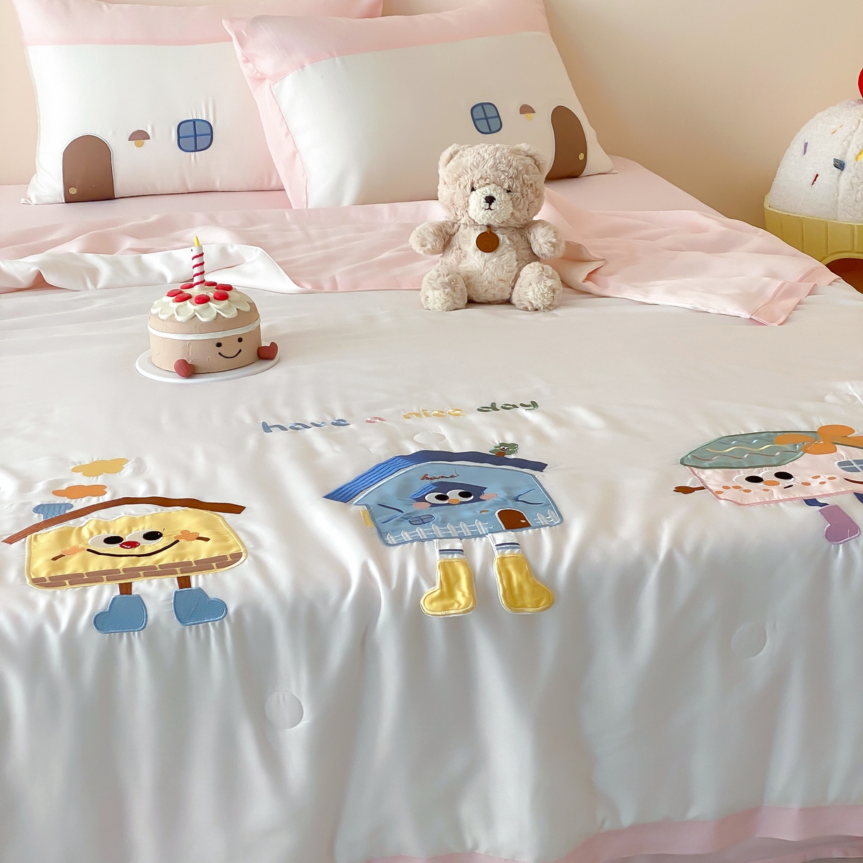 91家纺网 家纺一手货源 找家纺 星野 2025新款50s天丝刺绣夏被夏凉被空调被-格格屋 格格屋-粉