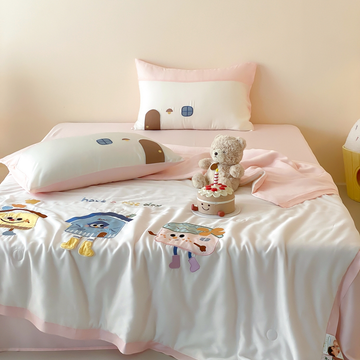 91家纺网 家纺一手货源 找家纺 星野 2025新款50s天丝刺绣夏被夏凉被空调被-格格屋 格格屋-粉