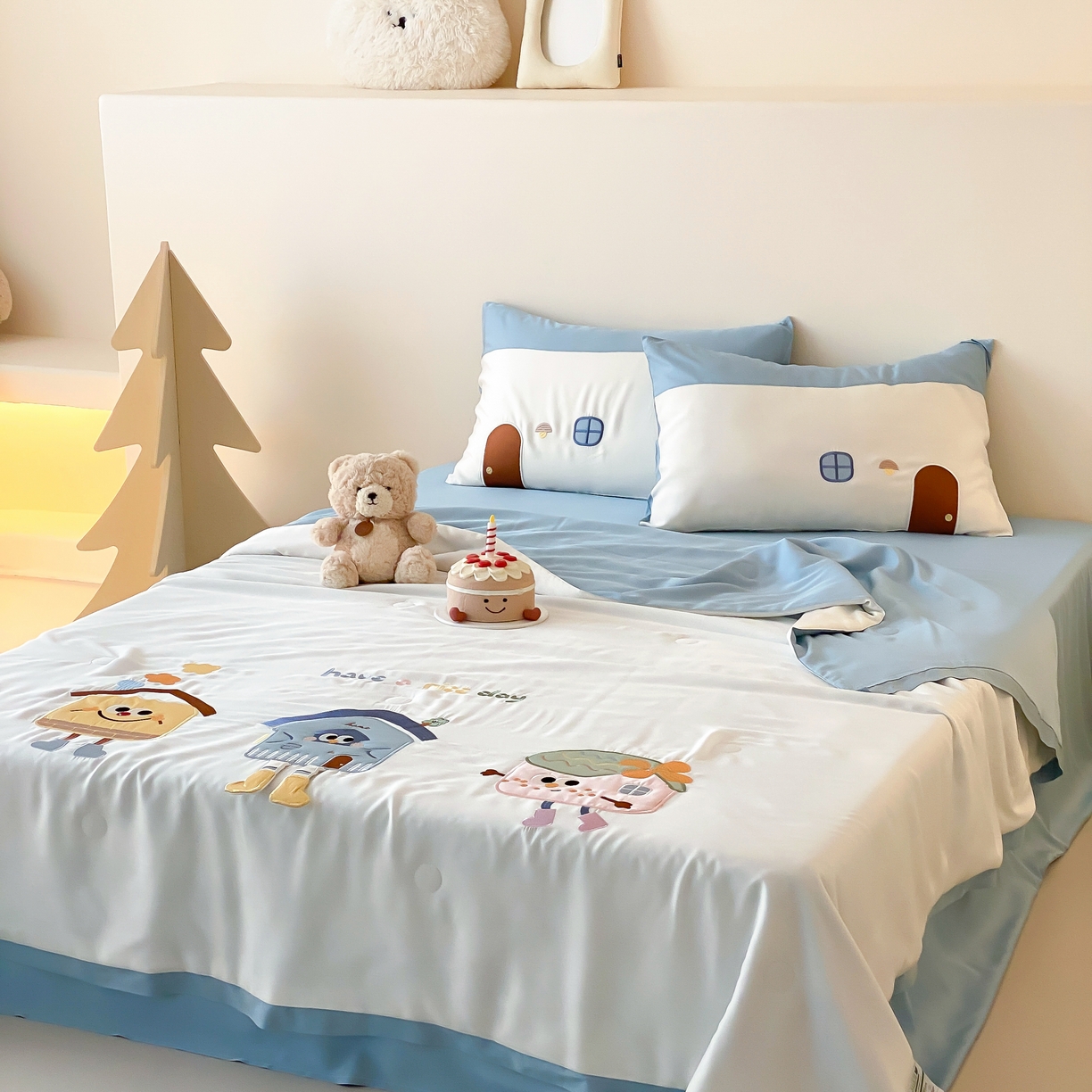 91家纺网 家纺一手货源 找家纺 星野 2025新款50s天丝刺绣夏被夏凉被空调被-格格屋 格格屋-蓝