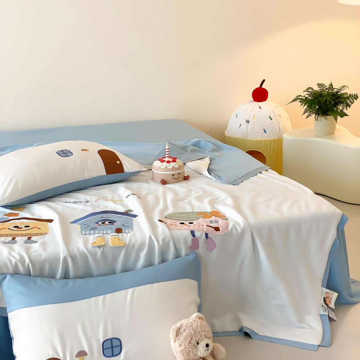 91家纺网 家纺一手货源 找家纺 星野 2025新款50s天丝刺绣夏被夏凉被空调被-格格屋 格格屋-蓝