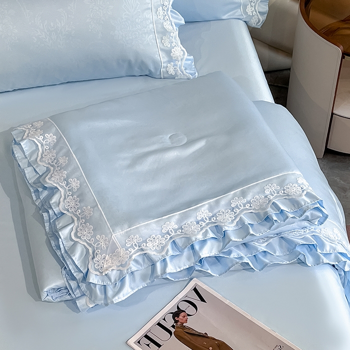 91家纺网 家纺一手货源 找家纺 澳梵家居 2025新款雪莲天丝法式提花夏被四件套-浪漫香榭 浪漫香榭-水蓝