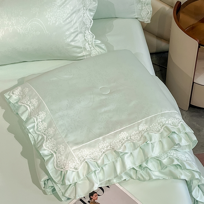 91家纺网 家纺一手货源 找家纺 澳梵家居 2025新款雪莲天丝法式提花夏被四件套-浪漫香榭 浪漫香榭-水绿