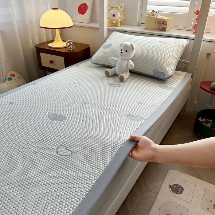 91家纺网 家纺一手货源 找家纺 （总）爱思凯家纺 2025新款【学生】豆豆席-灵萌系列-床席款