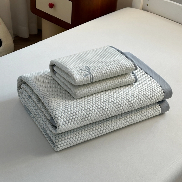 91家纺网 家纺一手货源 找家纺 （总）爱思凯家纺 2025新款【学生】豆豆席-灵萌系列-床席款