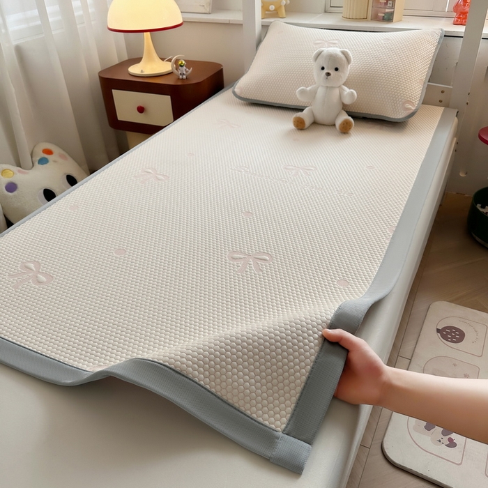 91家纺网 家纺一手货源 找家纺 （总）爱思凯家纺 2025新款【学生】豆豆席-灵萌系列-床席款