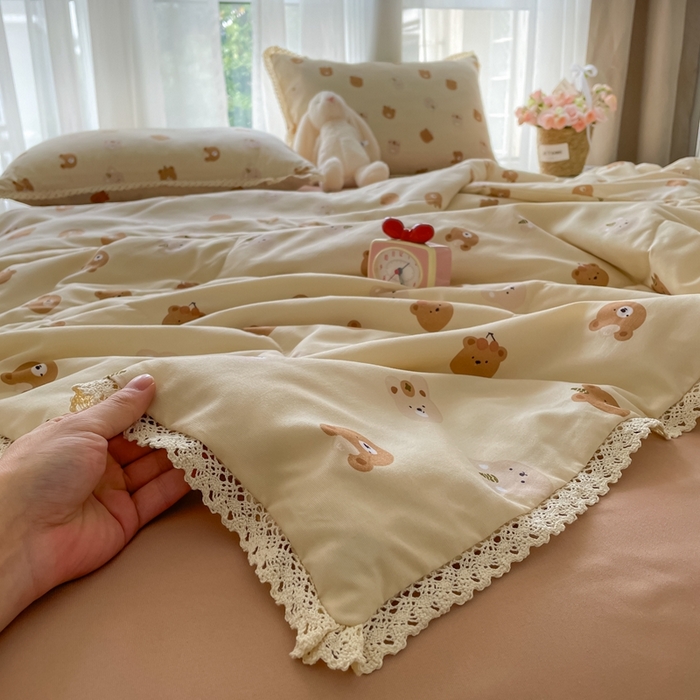 仟网汇 2025新款针织双层纱镂空花边夏被夏凉被空调被四件套 蛋糕熊