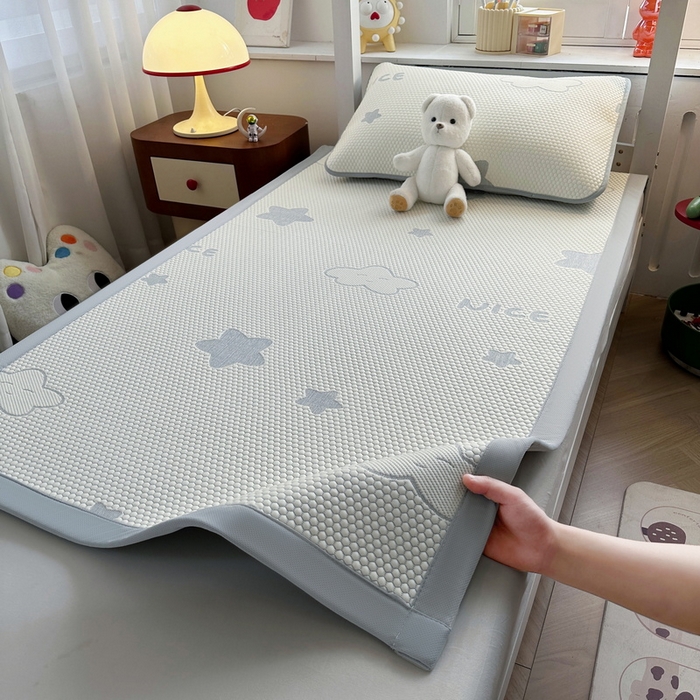 91家纺网 家纺一手货源 找家纺 （总）爱思凯家纺 2025新款【学生】豆豆席-灵萌系列-床席款