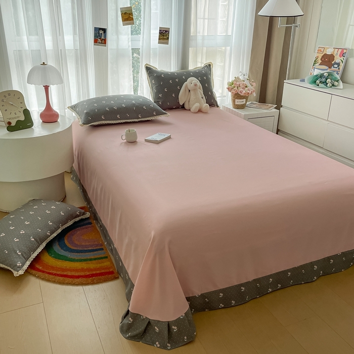 91家纺网 家纺一手货源 找家纺 仟网汇 2025新款针织双层纱镂空花边夏被夏凉被空调被四件套 复古樱桃