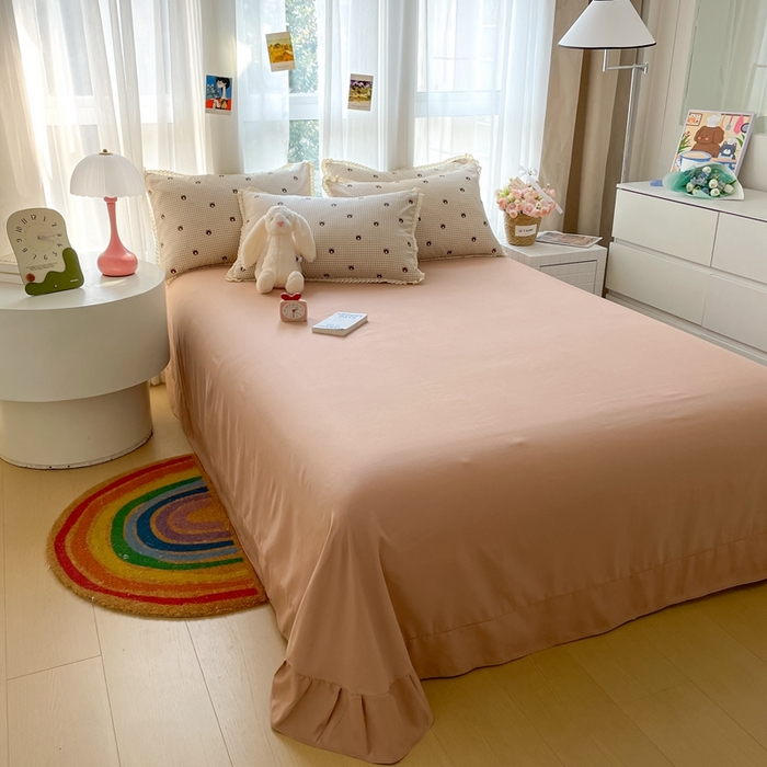 91家纺网 家纺一手货源 找家纺 仟网汇 2025新款针织双层纱镂空花边夏被夏凉被空调被四件套 格子小熊