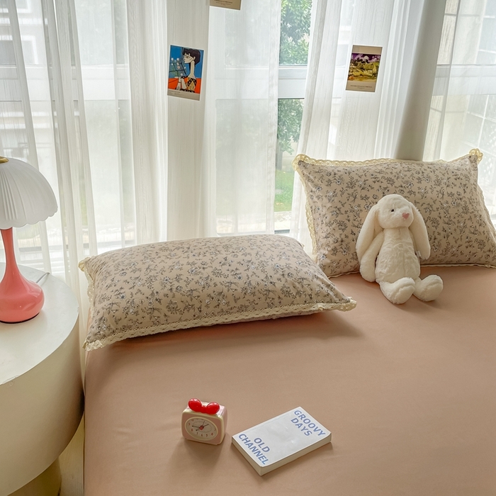 91家纺网 家纺一手货源 找家纺 仟网汇 2025新款针织双层纱镂空花边夏被夏凉被空调被四件套 镂空系列-美式