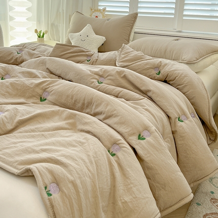 91家纺网 家纺一手货源 找家纺 （总）推推家纺 2025新款水洗棉玫瑰刺绣夏被