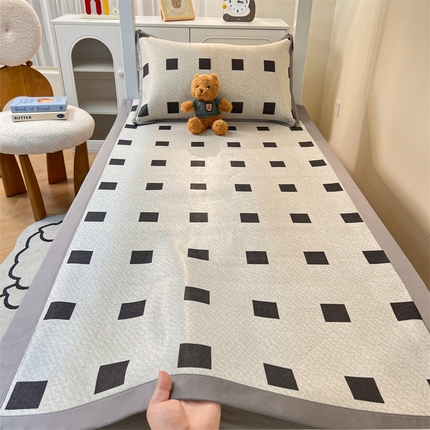 圣比熊 2025新款冰藤席宿舍凉席 甘棋盘格