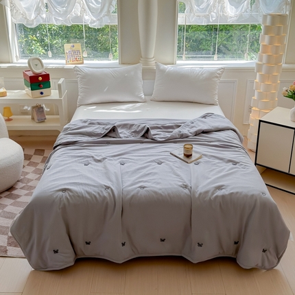 91家纺网 家纺一手货源 找家纺 （总）慕克斯家纺 2025新款水洗棉刺绣夏被夏凉被空调被系列