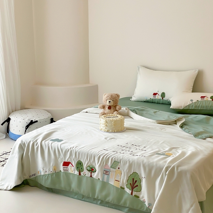 91家纺网 家纺一手货源 找家纺 （总）星野 2025新款60s进口奥地利兰精天丝刺绣夏被夏凉被空调被-绿野小筑