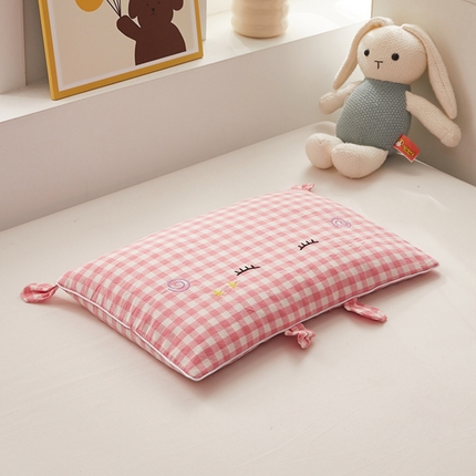 91家纺网 家纺一手货源 找家纺 （总）幸运草 2025新款格子卡通儿童纯荞麦枕头夏季幼儿园小学生全荞麦壳枕芯