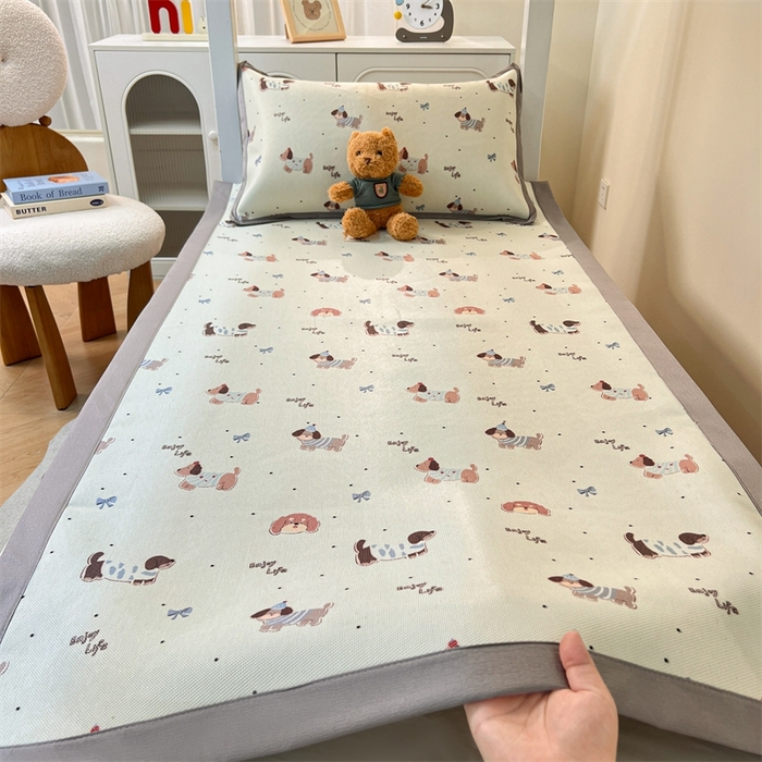 91家纺网 家纺一手货源 找家纺 久云居 2025新款冰藤席宿舍凉席席子 快乐小狗