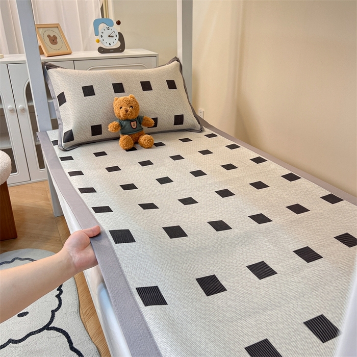 91家纺网 家纺一手货源 找家纺 久云居 2025新款冰藤席宿舍凉席席子 甘棋盘格