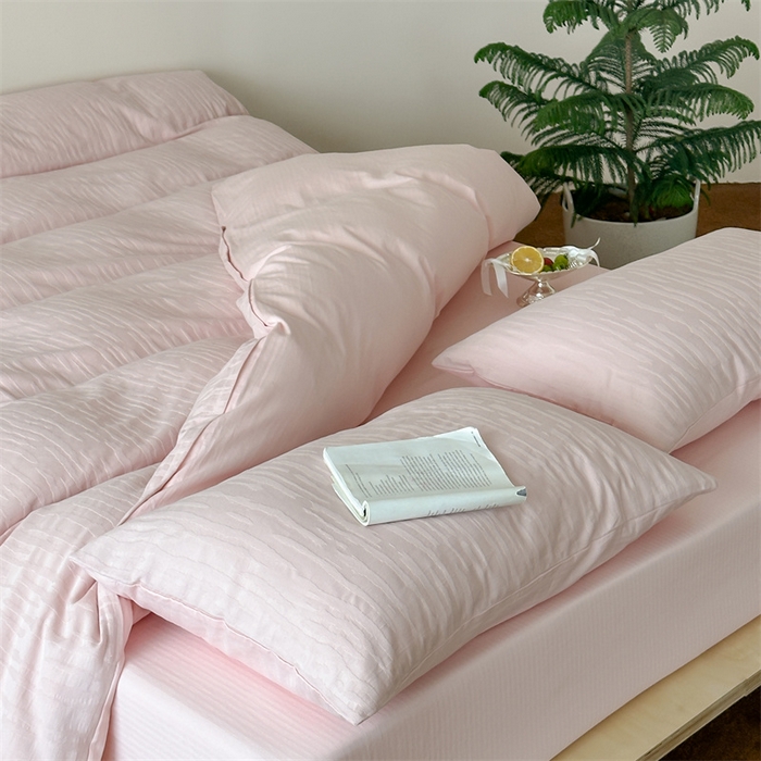 91家纺网 家纺一手货源 找家纺 （总）小春日和  纯棉色织双层纱四件套提花被套纯色加大床单1.8床笠民宿风高端不规则条纹四件套