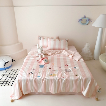 91家纺网 家纺一手货源 找家纺 （总）星野 2025新款60s进口奥地利兰精天丝刺绣夏被夏凉被空调被-蜜糖甜宠