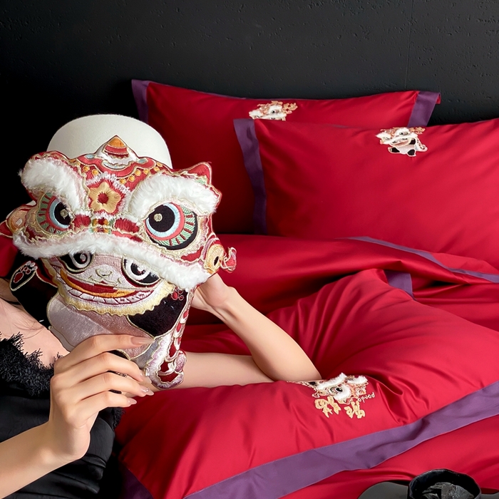 91家纺网 家纺一手货源 找家纺 （总）馨蕊家居 2025新款高精密刺绣+拼角工艺全棉四件套-棉-吉祥-温莎红