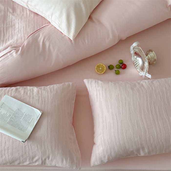 91家纺网 家纺一手货源 找家纺 （总）小春日和  纯棉色织双层纱四件套提花被套纯色加大床单1.8床笠民宿风高端不规则条纹四件套