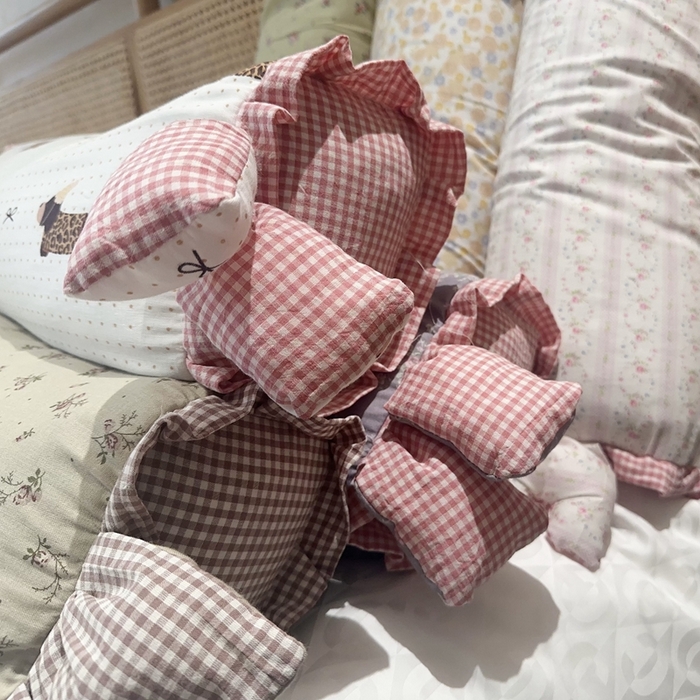 91家纺网 家纺一手货源 找家纺 （总）伟邦枕芯 2025新款全棉双层纱小碎花兔兔荞麦枕