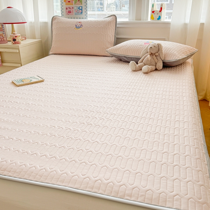 91家纺网 家纺一手货源 找家纺 （总）慕尚家纺 2025刺绣款乳胶凉席水洗棉夏被三件套四件套