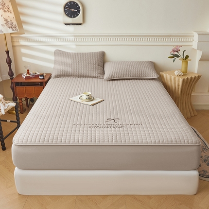 91家纺网 家纺一手货源 找家纺 （总）3C 2025新款全棉水洗棉夹棉 床笠-蝴蝶结