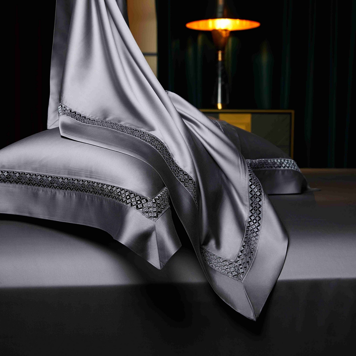 91家纺网 家纺一手货源 找家纺 米多多 2025新款天丝蚕丝夏被【含30%蚕丝】 绅士灰