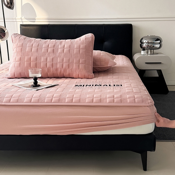 91家纺网 家纺一手货源 找家纺 3C 2025新款全棉水洗棉刺绣夹棉床笠 漫生活 豆沙粉