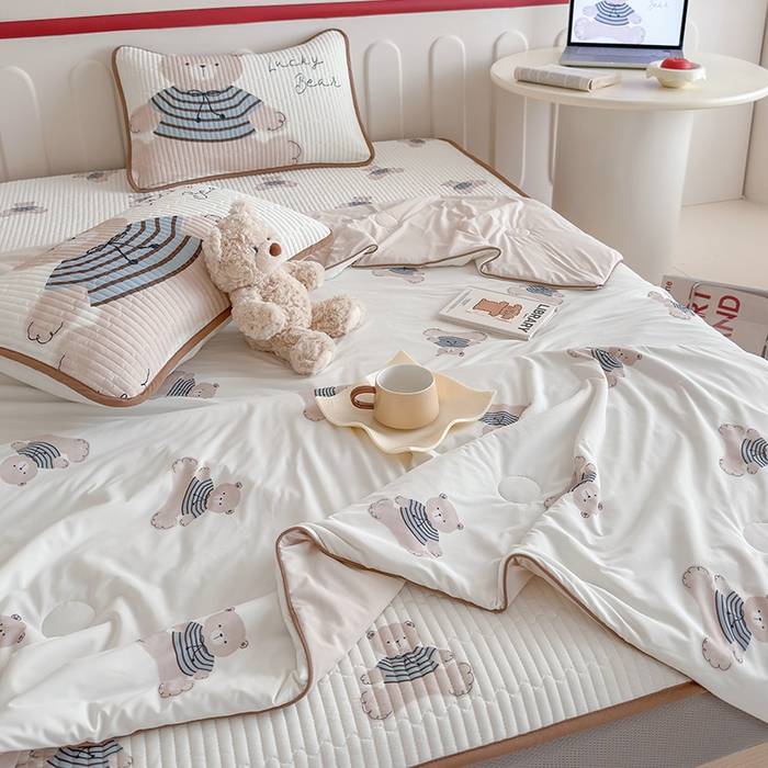 91家纺网 家纺一手货源 找家纺 RYB红黄兰 2025新款INS原创超萌卡通锦氨冰皮夹棉软席凉席床笠三件套 奶油小熊