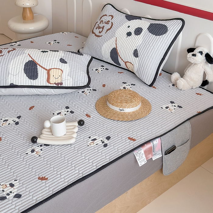 91家纺网 家纺一手货源 找家纺 RYB红黄兰 2025新款INS原创超萌卡通锦氨冰皮夏被夏凉被空调被 黑白小狗