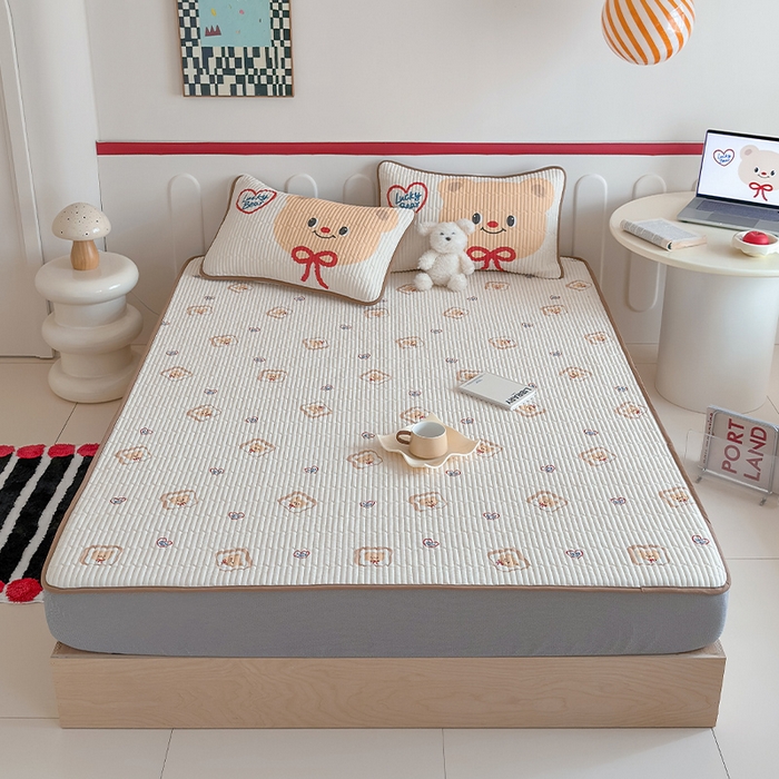 91家纺网 家纺一手货源 找家纺 RYB红黄兰 2025新款INS原创超萌卡通锦氨冰皮夏被夏凉被空调被 面包熊仔